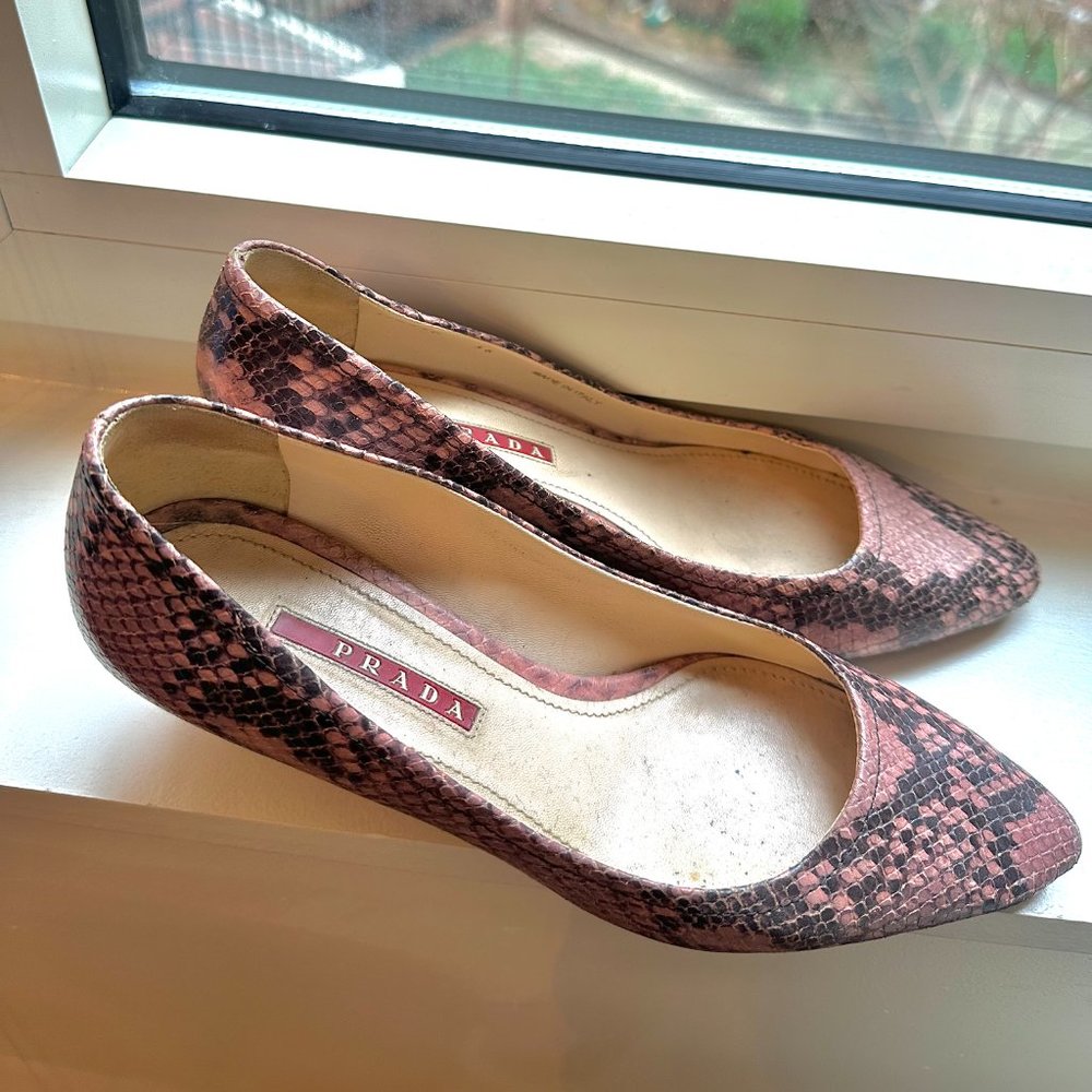 PRADA Python Heels Mini Pumps - Picture 2 of 4